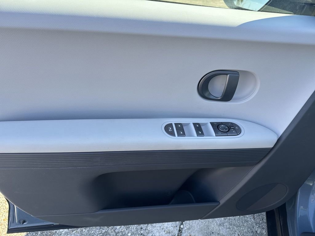 Used 2025 Hyundai Ioniq 5 SEL image 15