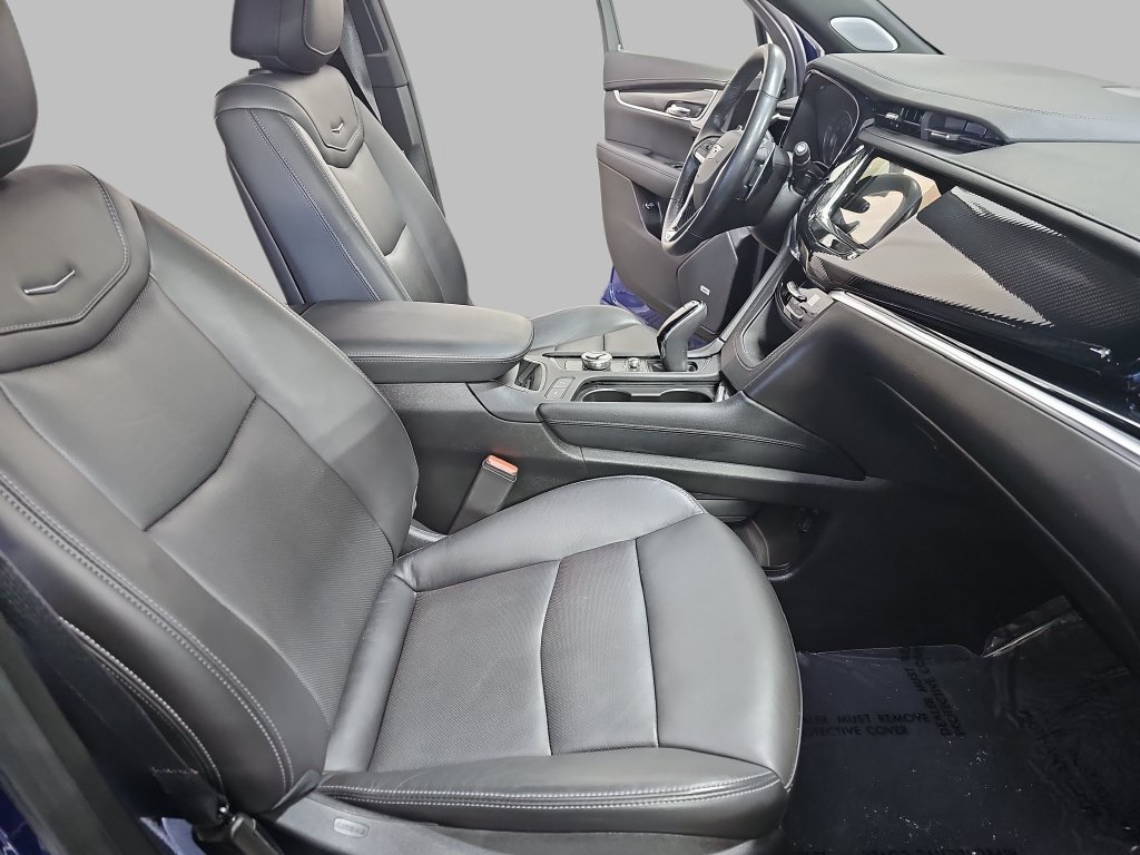 Used 2024 Cadillac XT6 Sport w/ Technology Package AWD/4WD image 13
