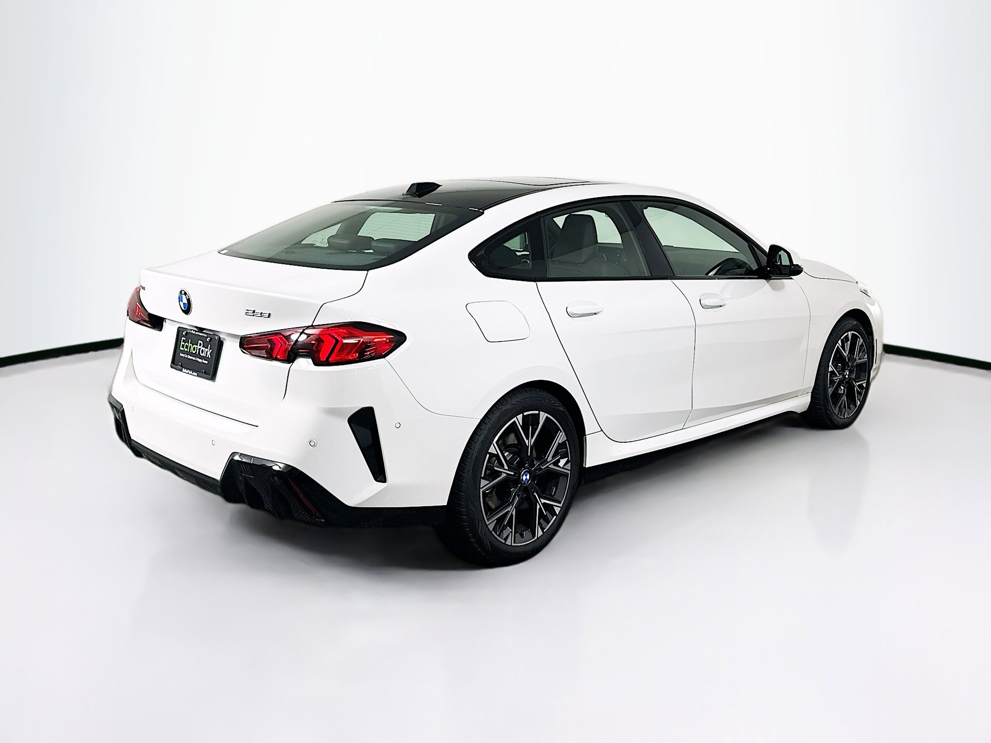 Used 2025 BMW 228i xDrive 228 xDrive image 9