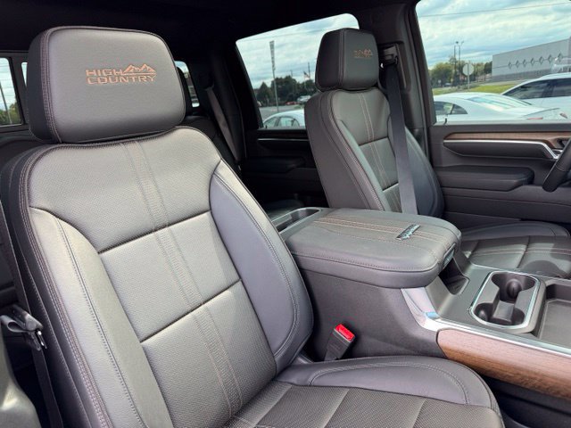 Certified 2026 Chevrolet Silverado 2500 High Country w/ High Country Premium Package AWD/4WD image 20