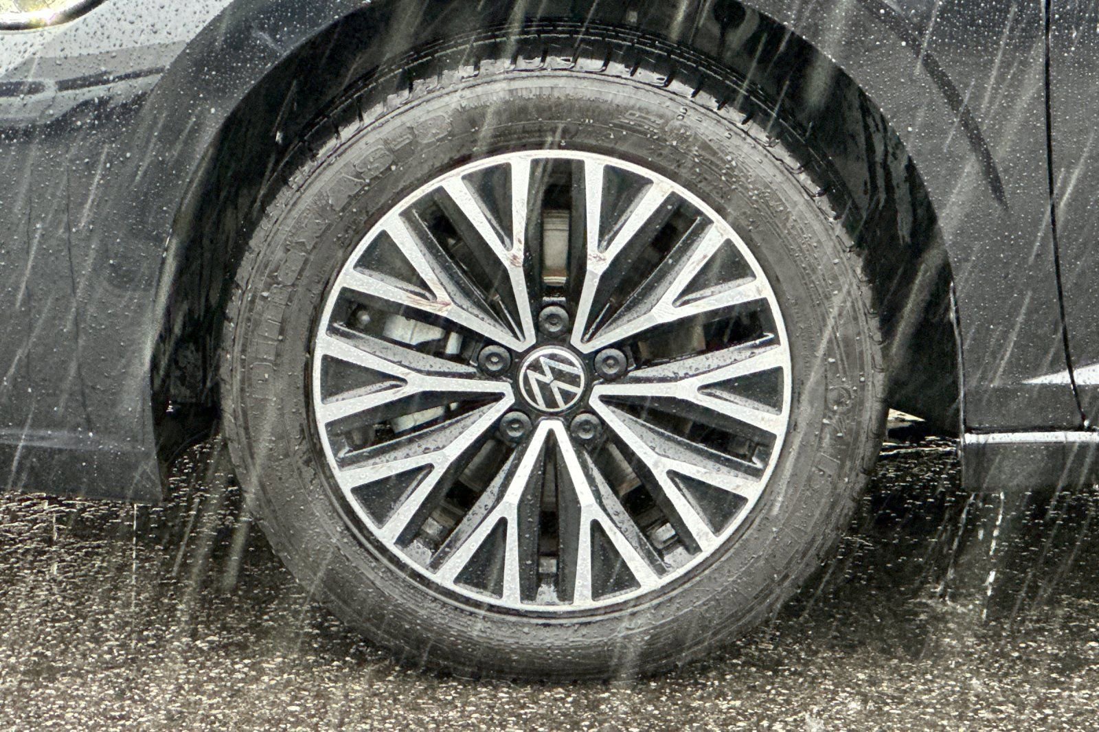 Used 2023 Volkswagen Jetta S image 33