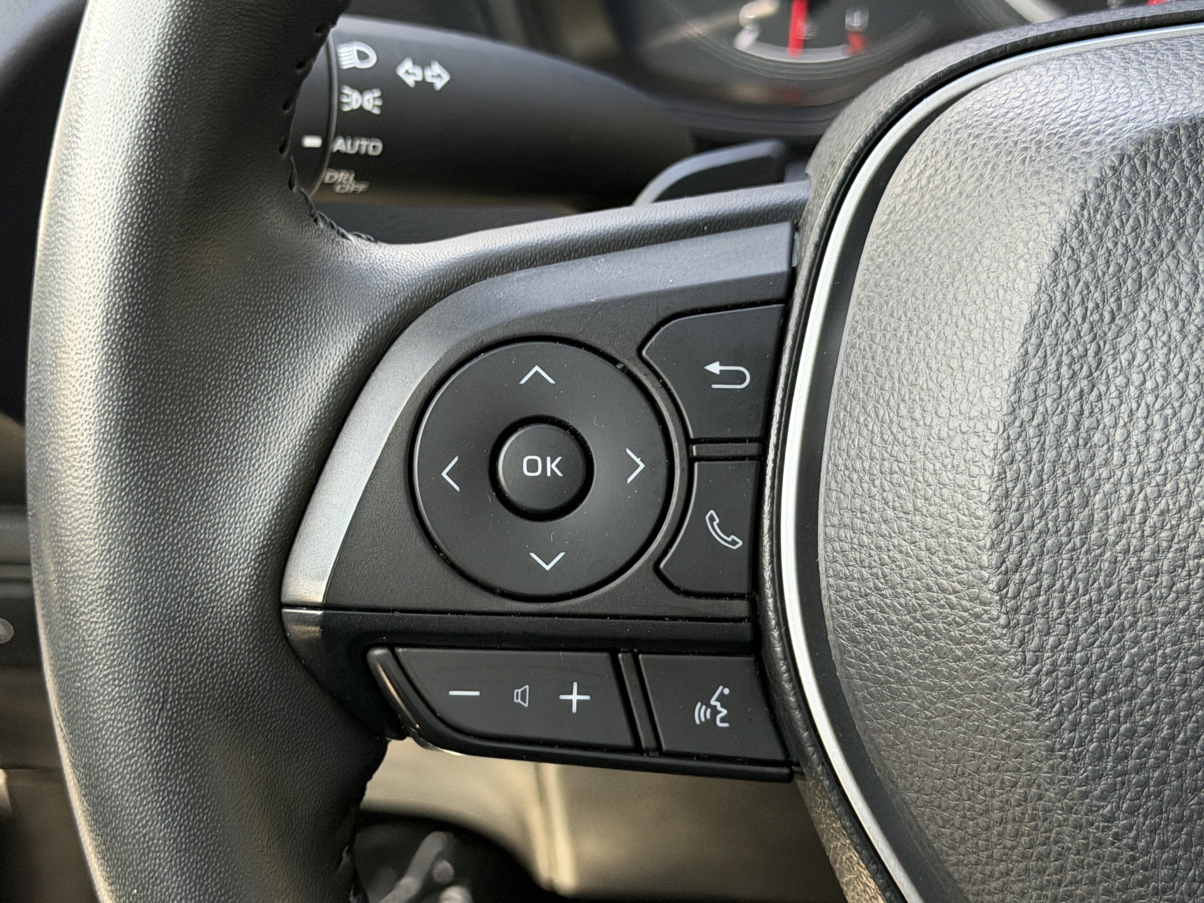 Used 2021 Toyota Corolla SE FWD image 57