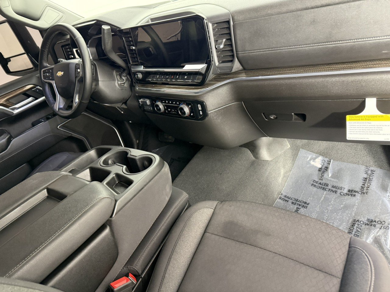 Used 2025 Chevrolet Silverado 3500 LT AWD/4WD image 11