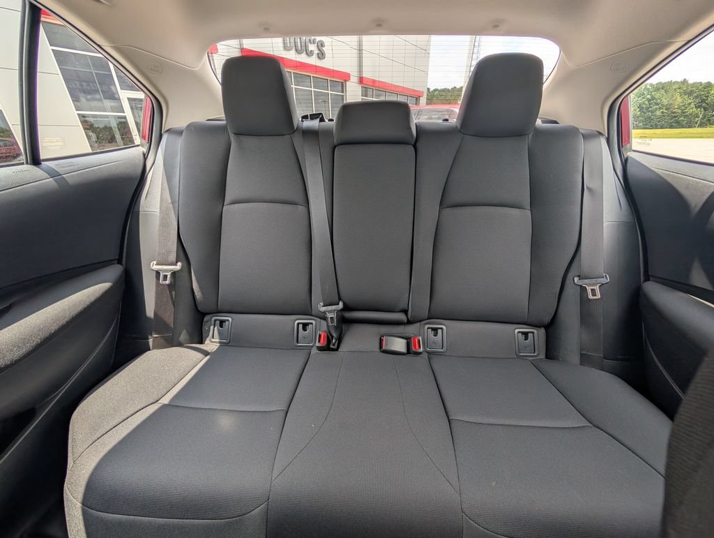 Used 2025 Toyota Corolla LE FWD image 25