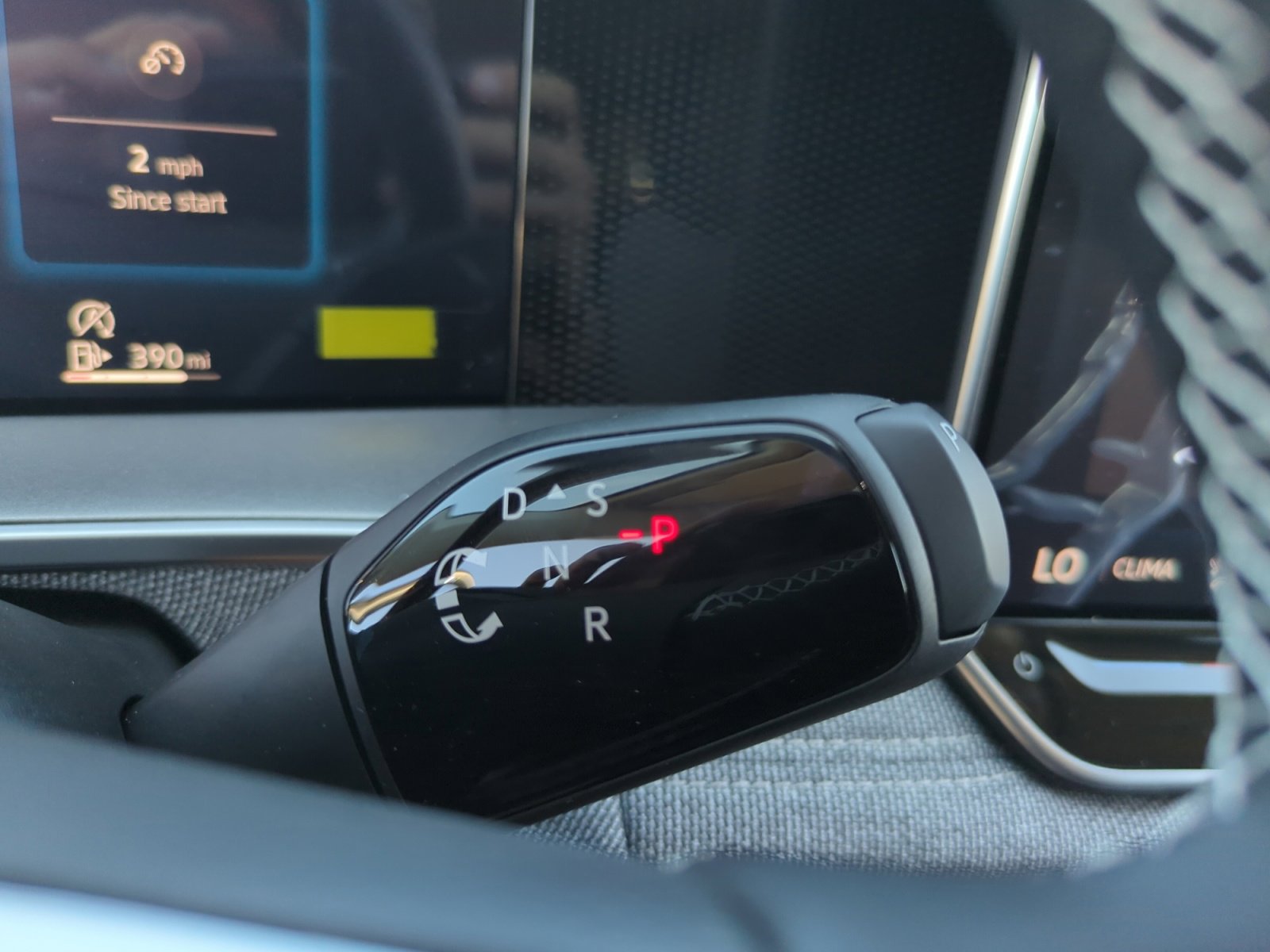 New 2025 Volkswagen Tiguan S image 15