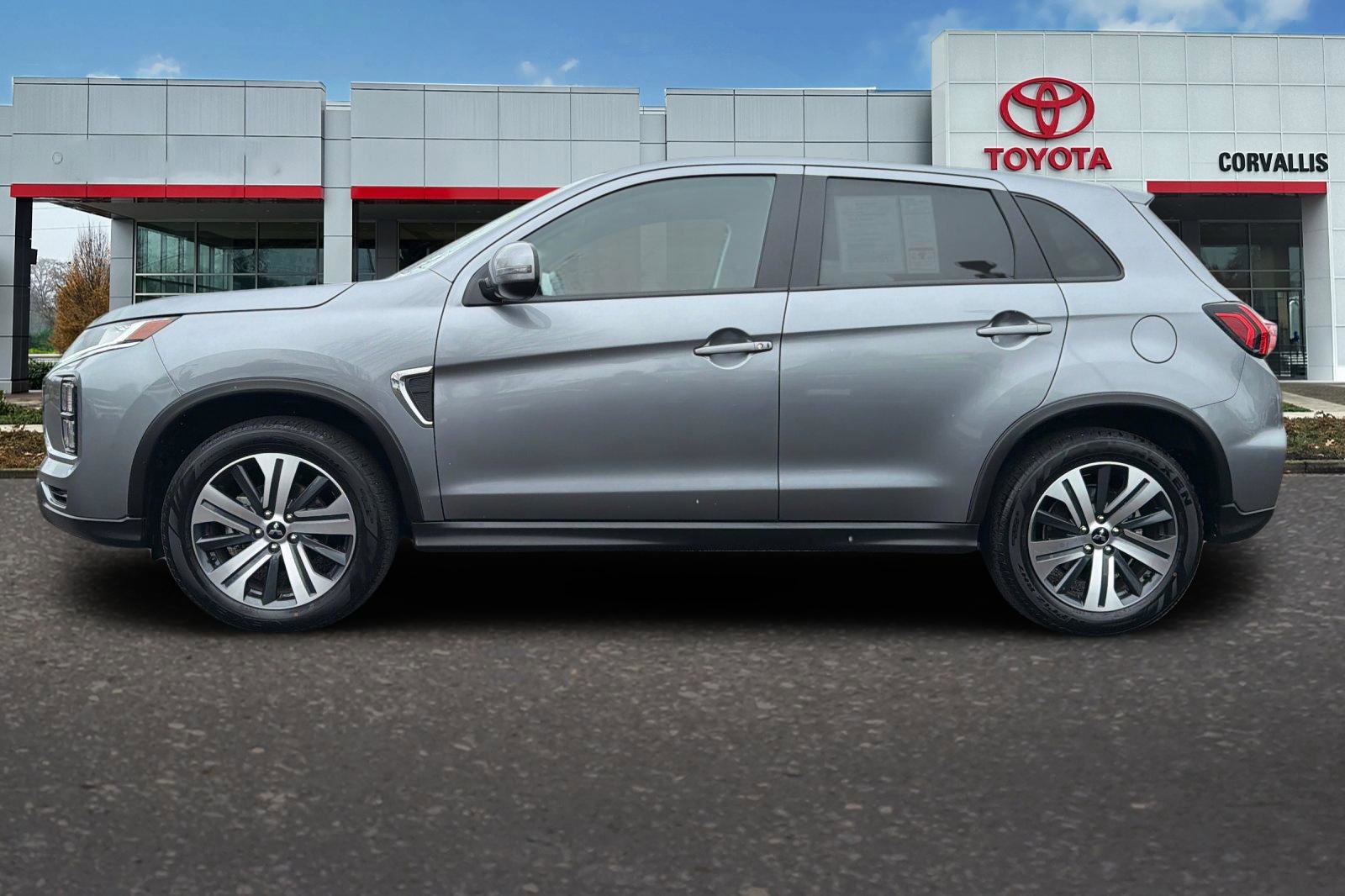 Used 2024 Mitsubishi Outlander Sport SE image 7