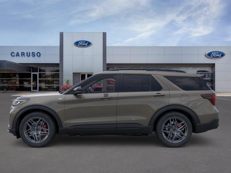 New 2026 Ford Explorer ST-Line w/ ST-Line Street Pack RWD image 3