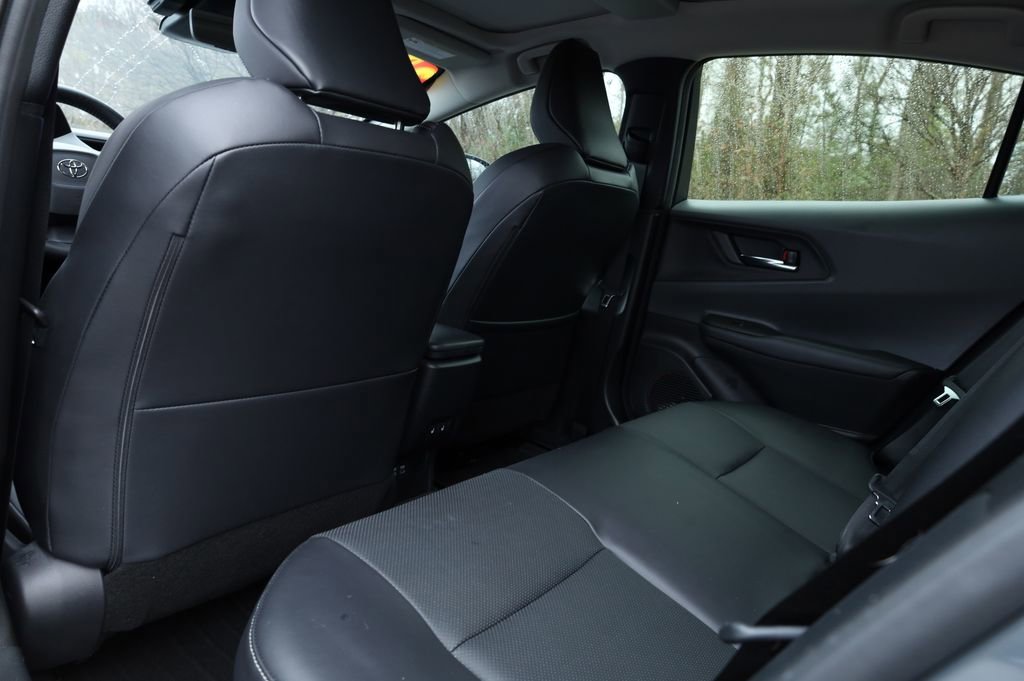 Used 2024 Toyota Prius Limited image 29