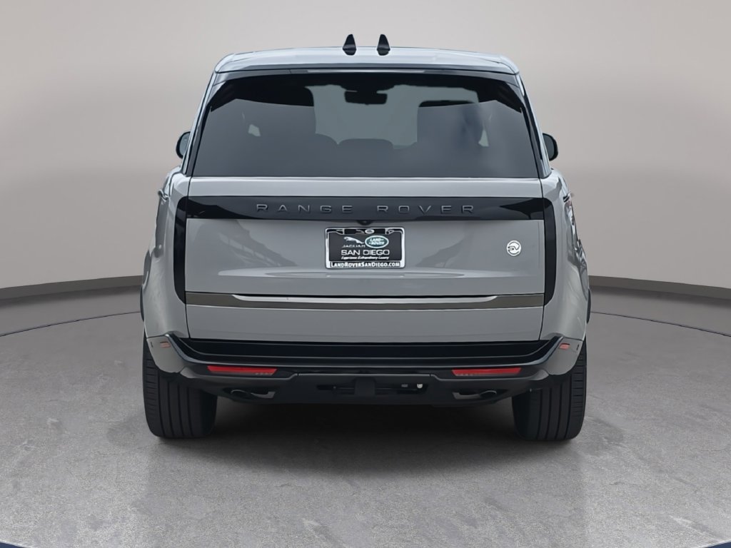 New 2025 Land Rover Range Rover SV AWD/4WD image 6