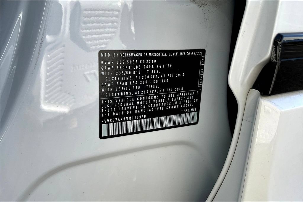 Used 2022 Volkswagen Tiguan SE R-Line AWD/4WD image 19