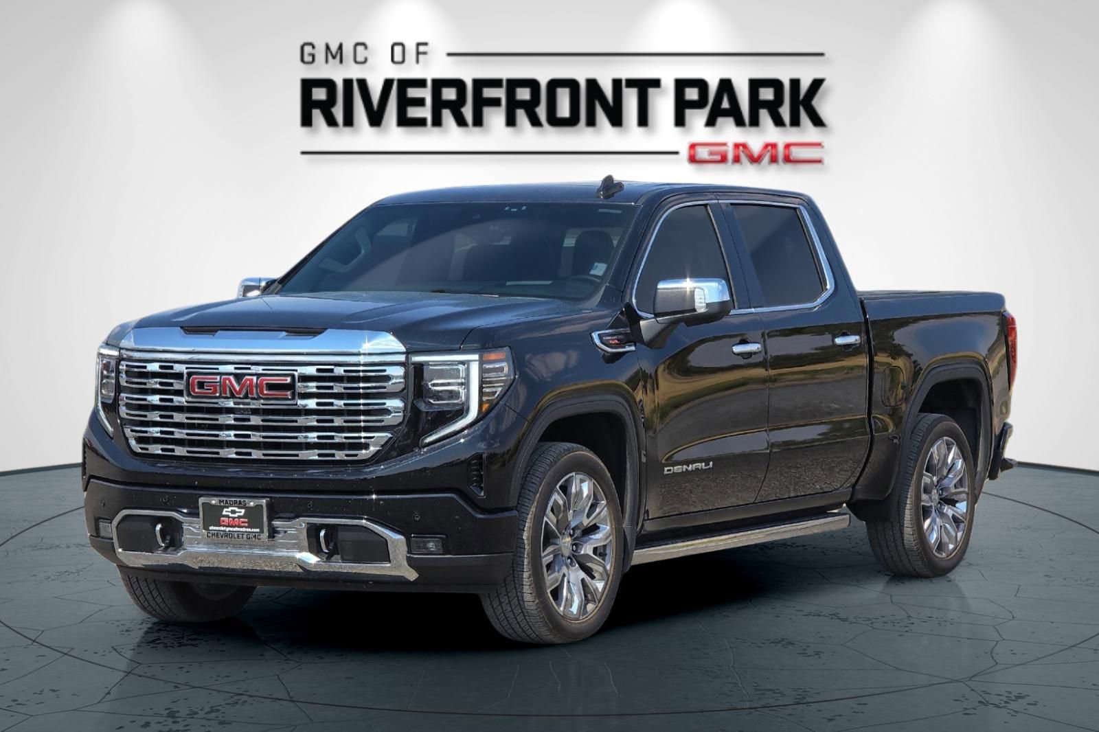 Used 2024 GMC Sierra 1500 Denali w/ Denali Reserve Package image 7