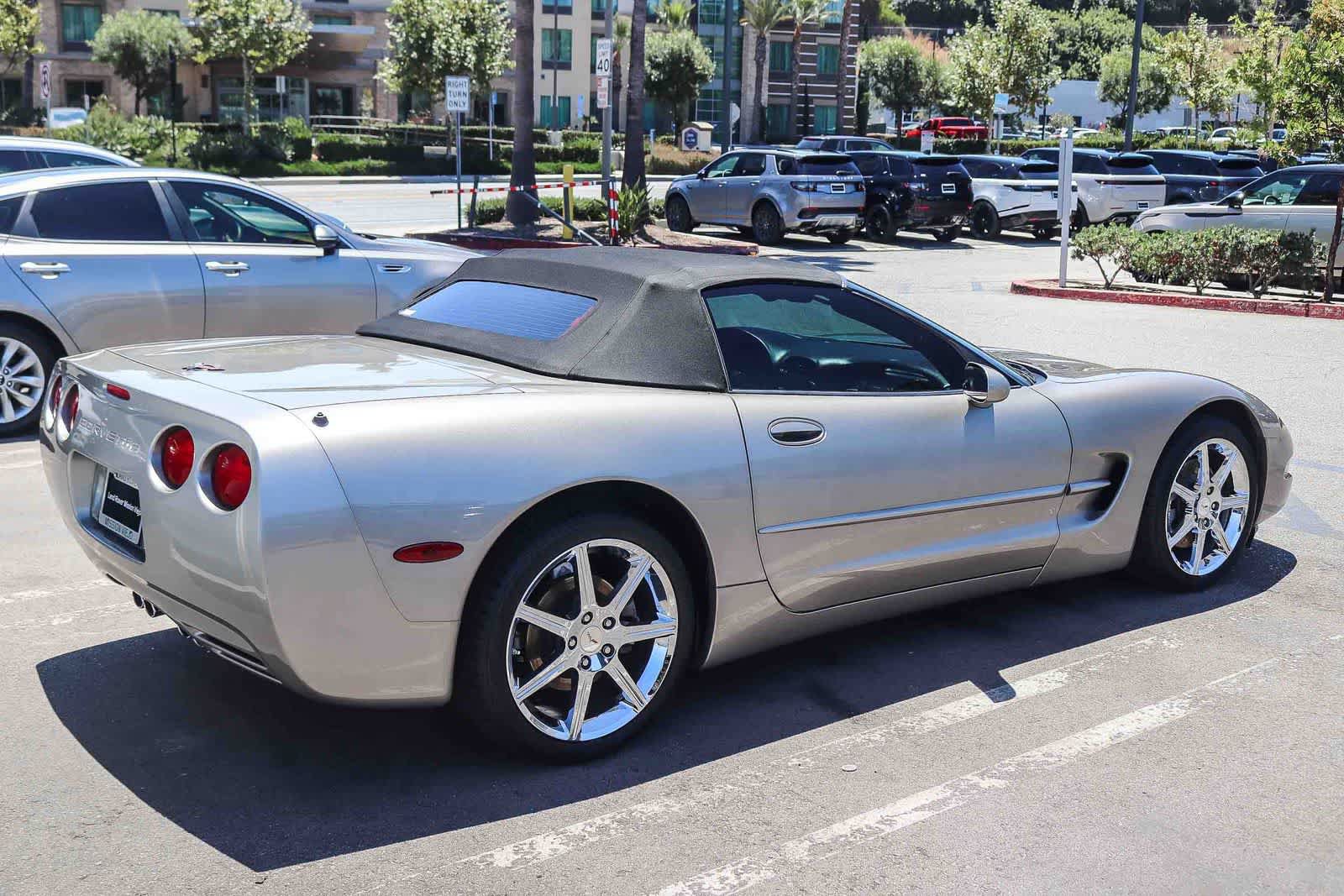 Used 2002 Chevrolet Corvette Convertible w/ Preferred Equipment Group2 RWD image 4
