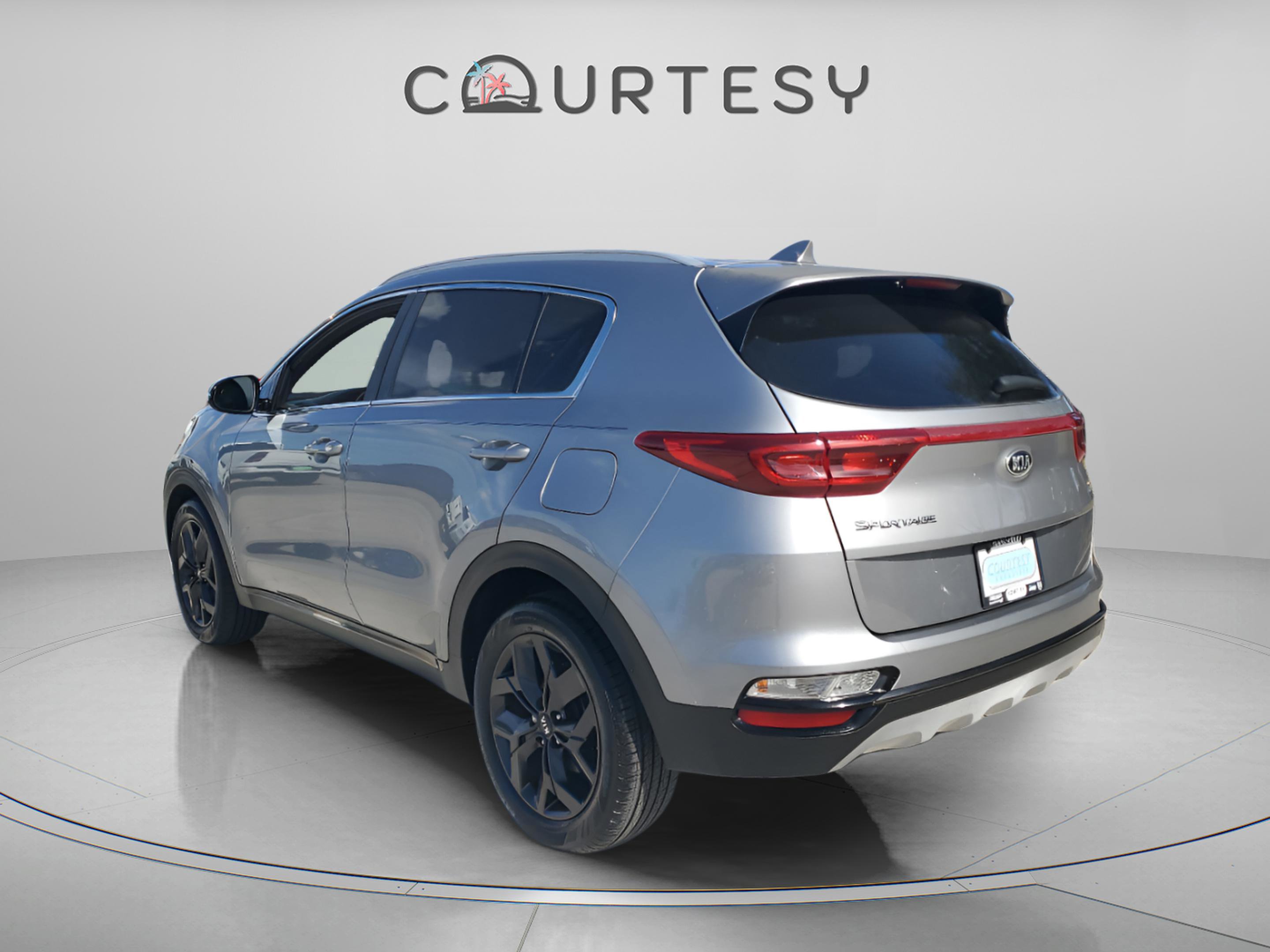 Used 2020 Kia Sportage S image 3