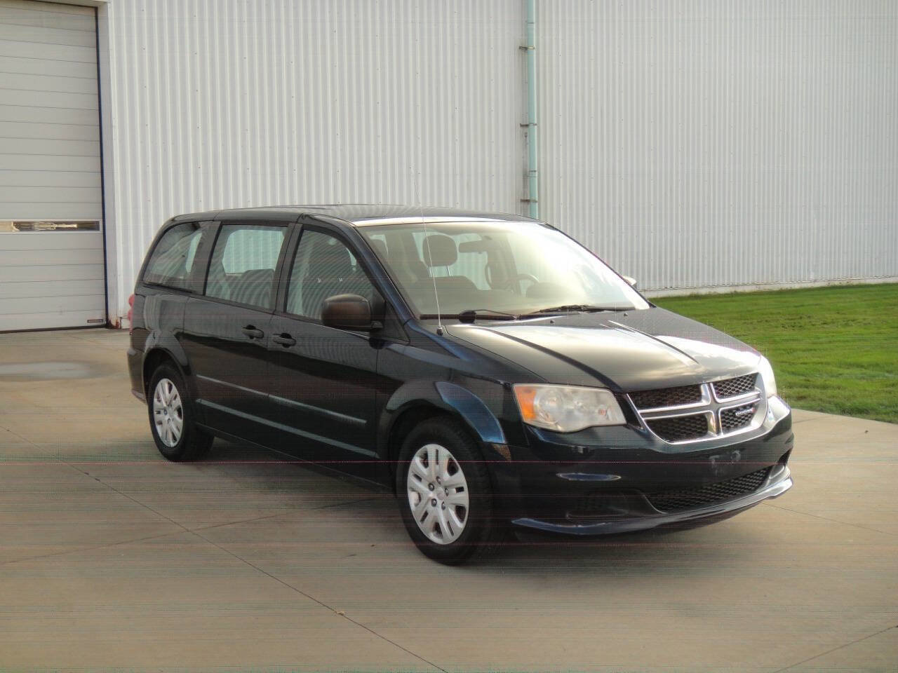 Used 2014 Dodge Grand Caravan American Value Package image 4
