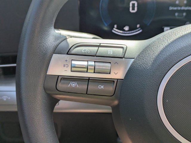 Used 2025 Hyundai Kona SE FWD image 26