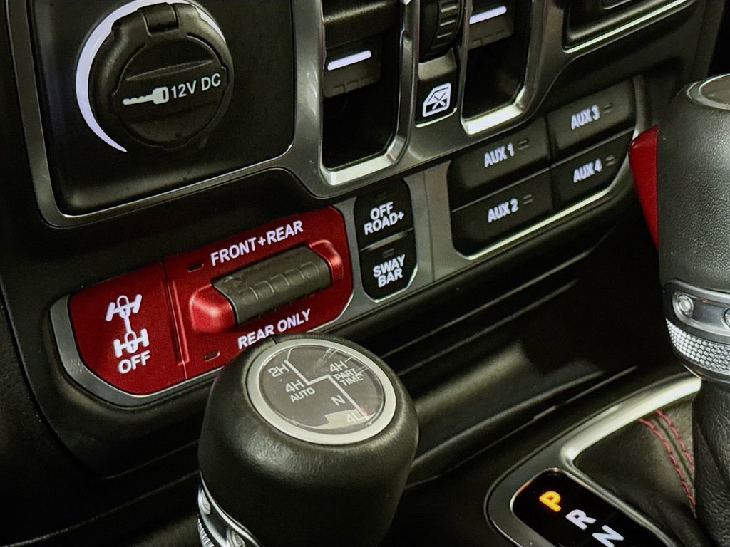 Used 2023 Jeep Wrangler Unlimited Rubicon w/ Xtreme 35 Tire Package AWD/4WD image 22