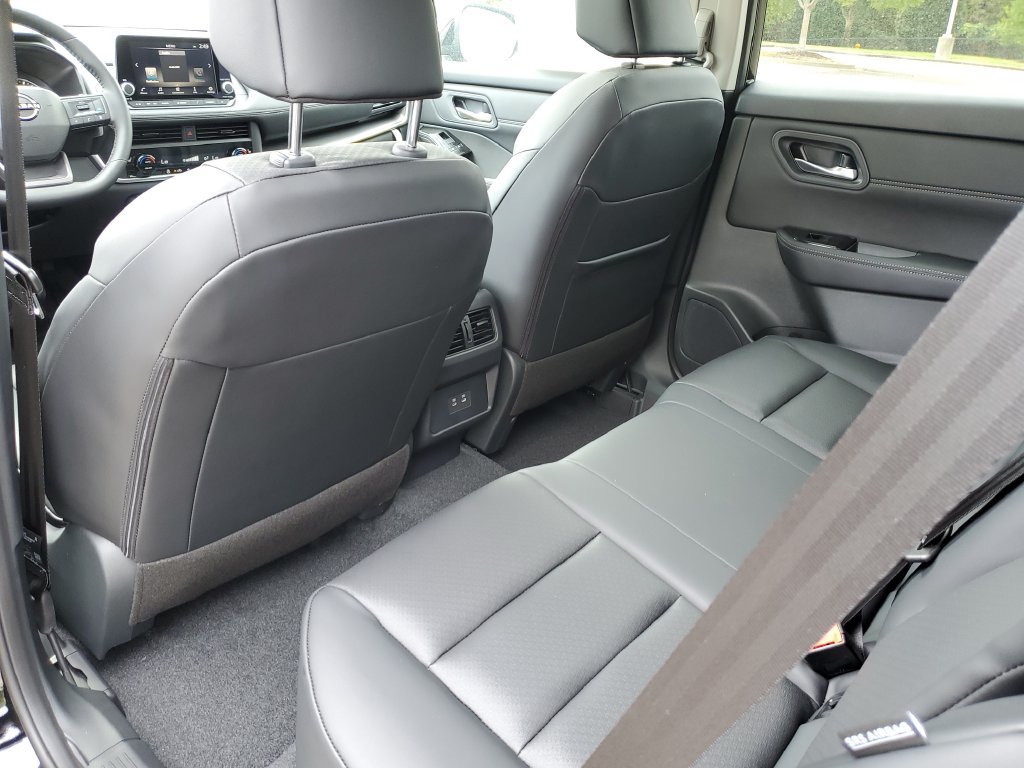 New 2026 Nissan Rogue Dark Armor FWD image 14