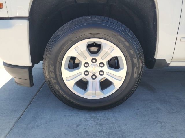Used 2017 Chevrolet Silverado 1500 LT w/ All Star Edition AWD/4WD image 17