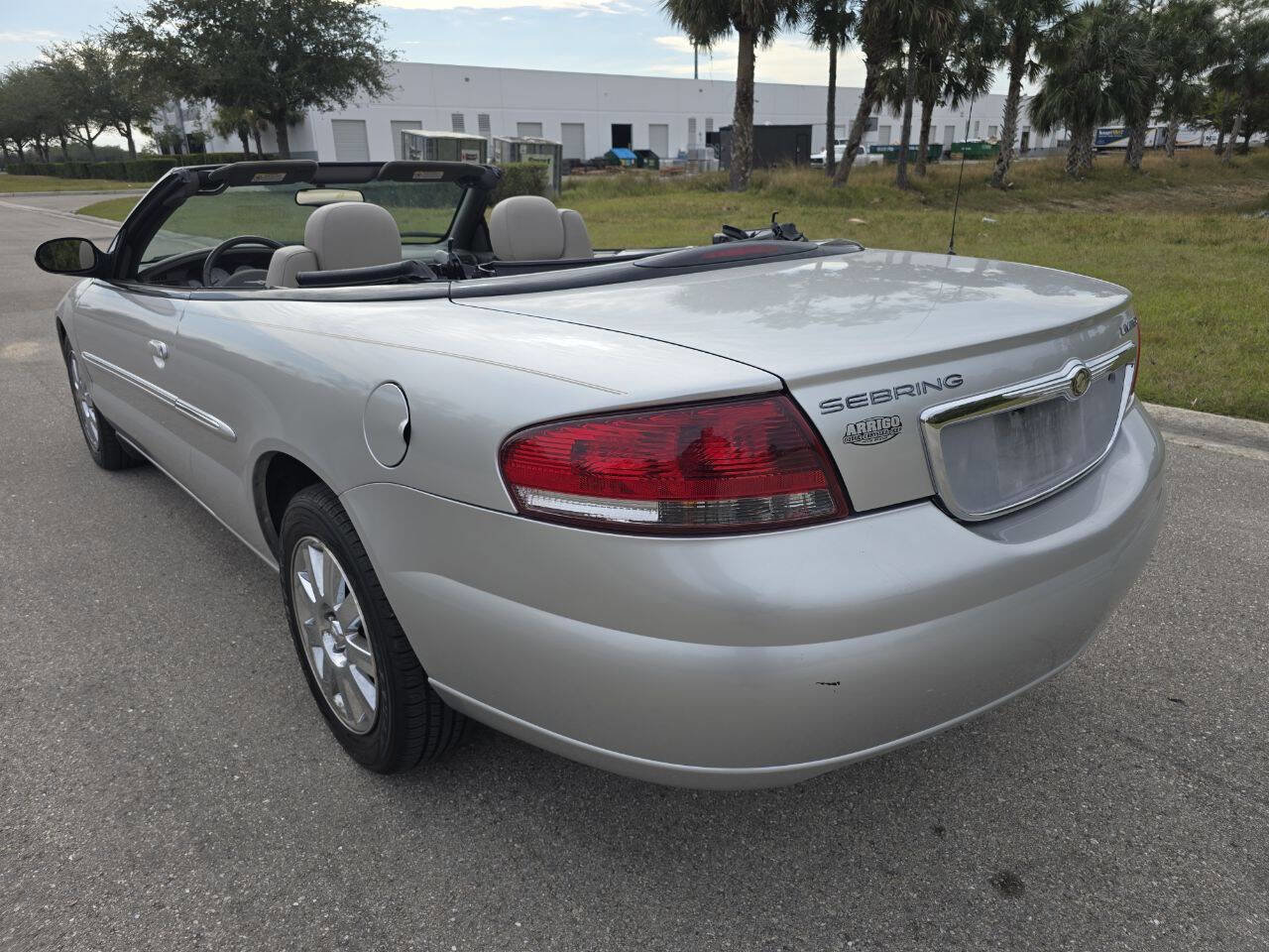 Used 2006 Chrysler Sebring Limited w/ Spring Special Group image 4