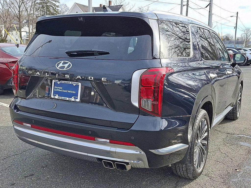 Used 2023 Hyundai Palisade Calligraphy w/ Winter Package image 7