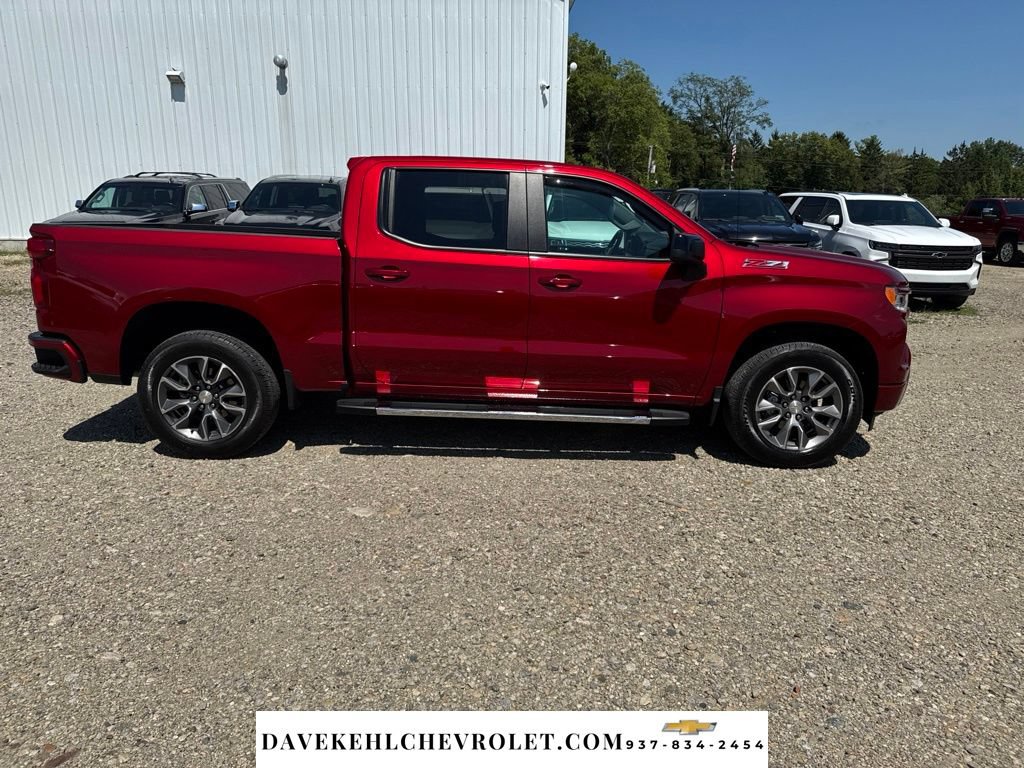 Used 2024 Chevrolet Silverado 1500 RST AWD/4WD image 6