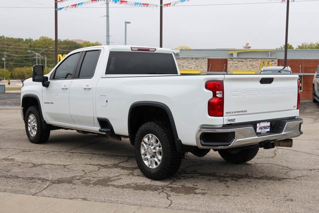 Used 2022 Chevrolet Silverado 2500 LT w/ Convenience Package image 5