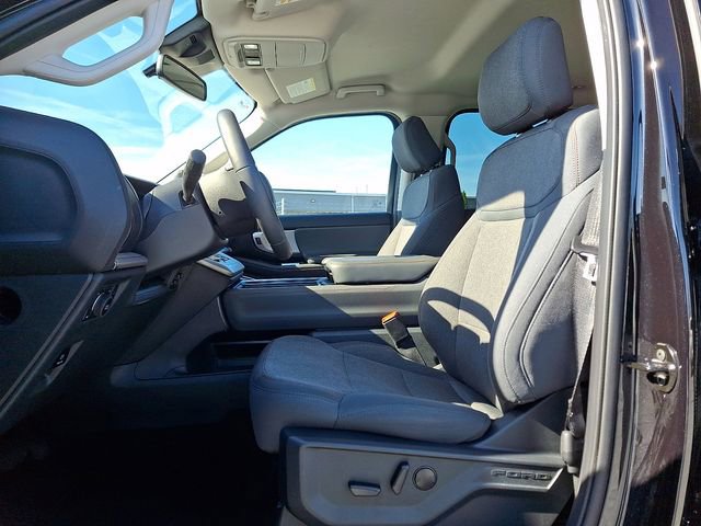 Certified 2025 Ford Expedition Max Active AWD/4WD image 15