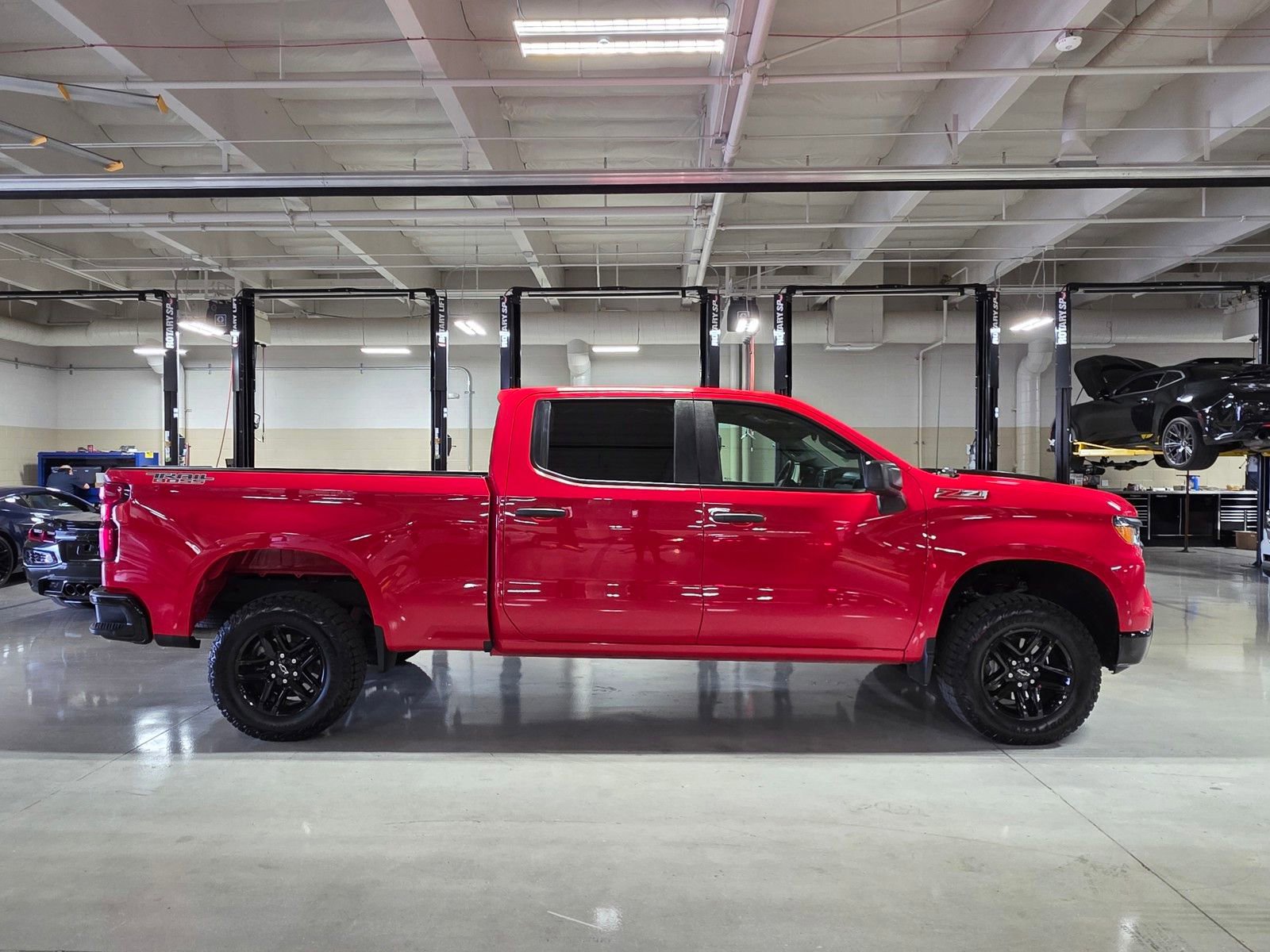 Used 2024 Chevrolet Silverado 1500 Custom Trail Boss image 8