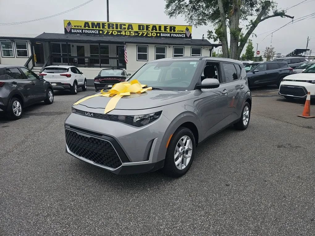 Used 2025 Kia Soul LX w/ LX Technology Package
