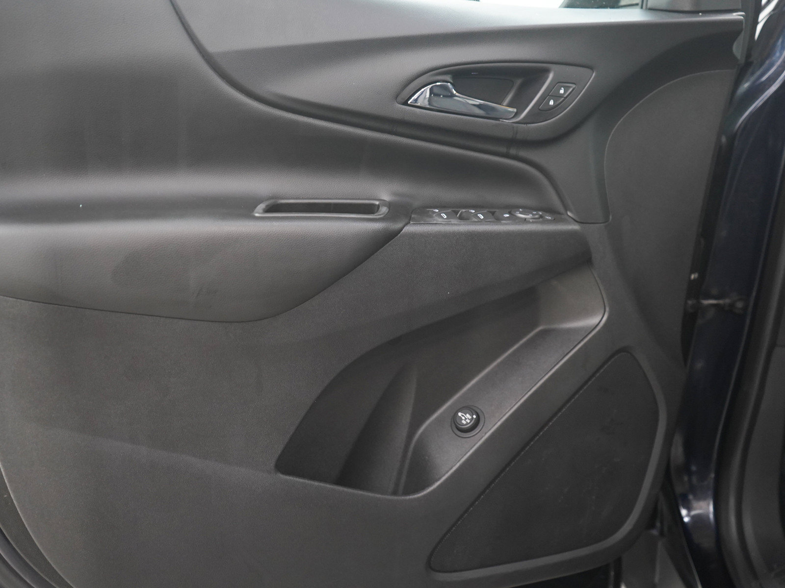 Used 2021 Chevrolet Equinox LT AWD/4WD image 19