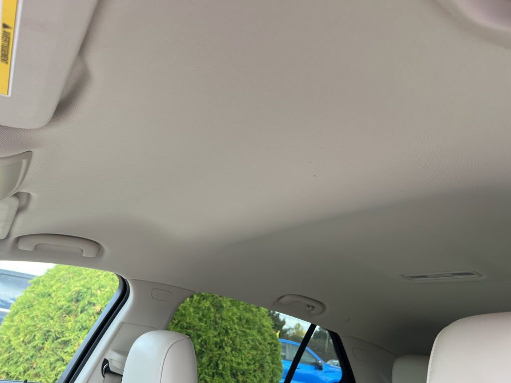 Used 2022 Buick Envision Essence w/ Safety Package image 10