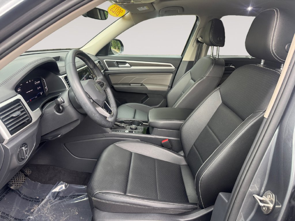 Used 2023 Volkswagen Atlas SE AWD/4WD image 9