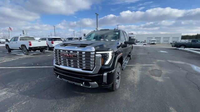 New 2026 GMC Sierra 2500 Denali w/ Technology Package AWD/4WD image 5