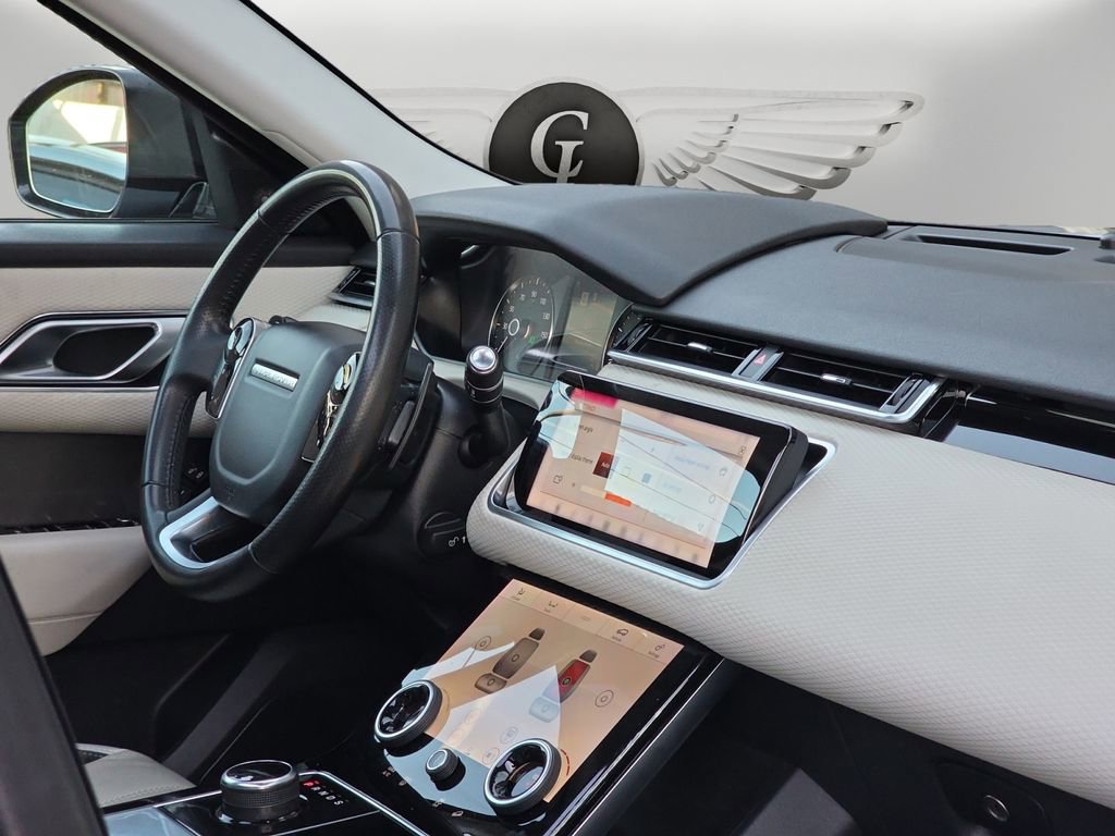 Used 2019 Land Rover Range Rover Velar S image 25