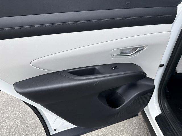 Certified 2025 Hyundai Tucson SEL AWD/4WD image 16