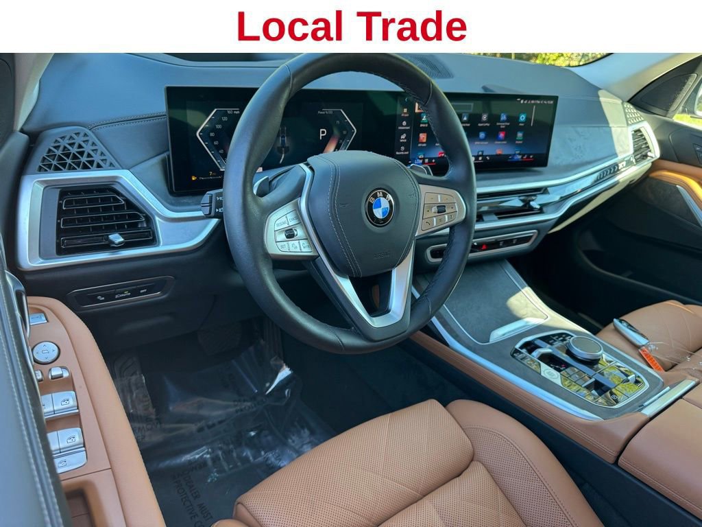 Used 2024 BMW X7 xDrive40i w/ Parking Assistance Package image 5