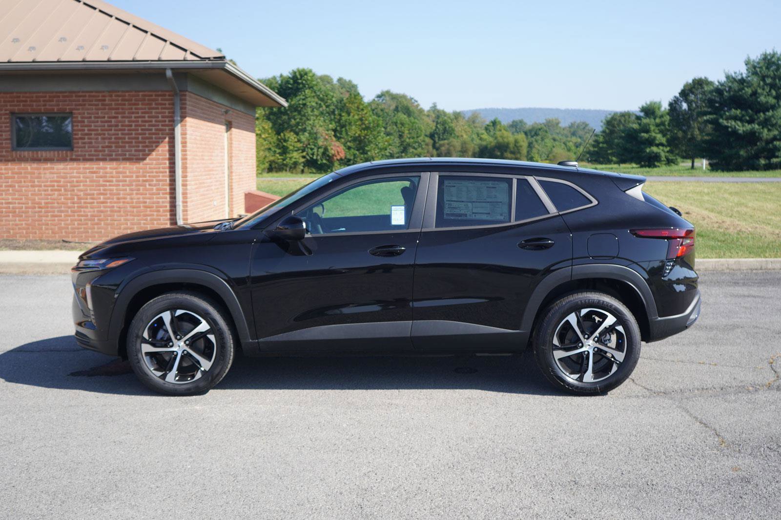 New 2026 Chevrolet Trax RS w/ Sunroof Package image 7