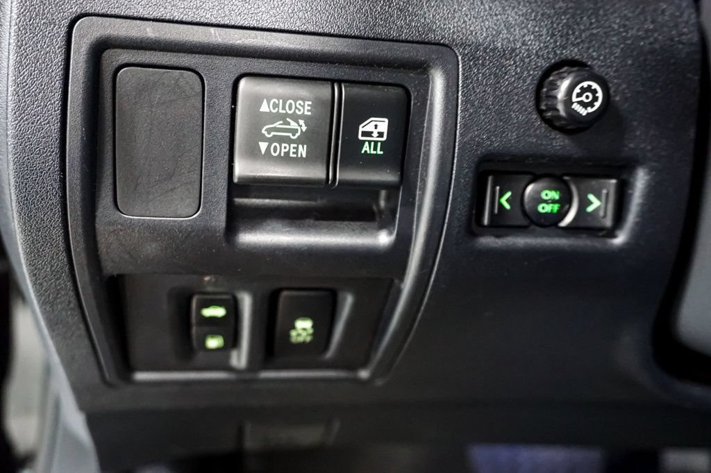 Used 2013 Lexus IS 350C w/ Luxury Pkg RWD image 59