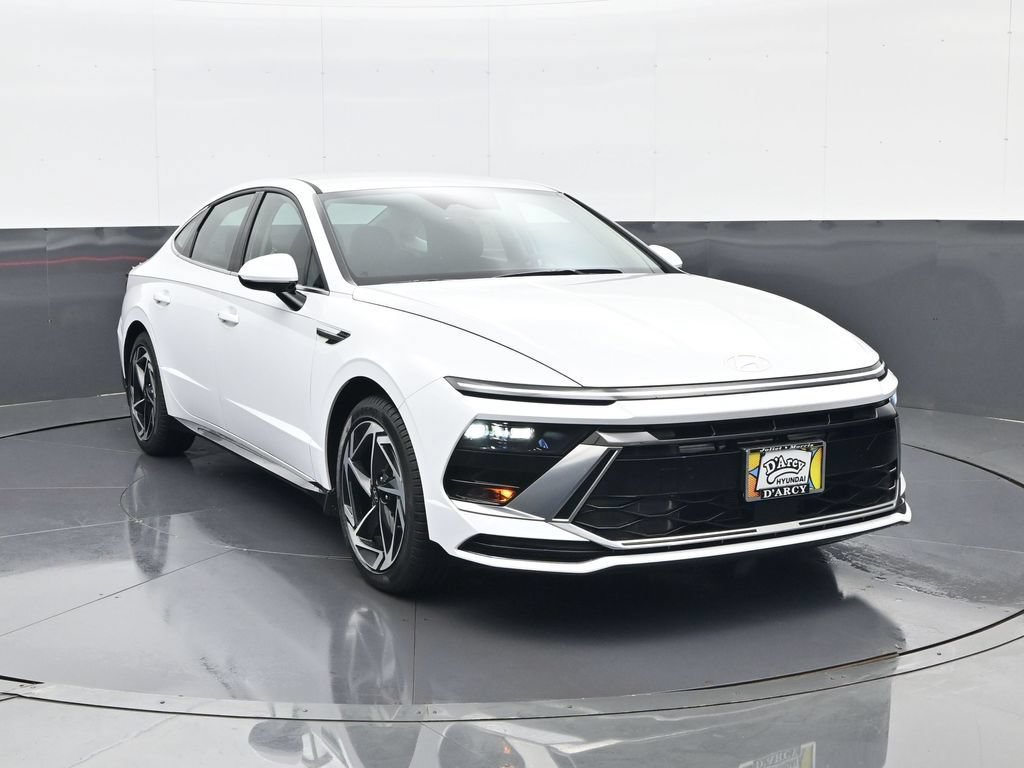 New 2026 Hyundai Sonata SEL FWD image 3