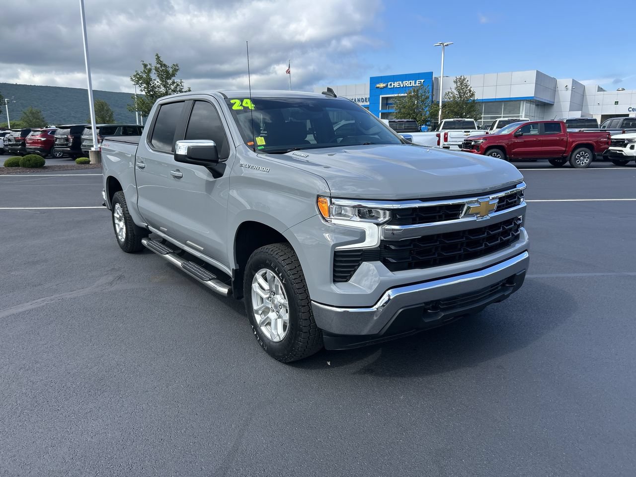 Used 2024 Chevrolet Silverado 1500 LT
