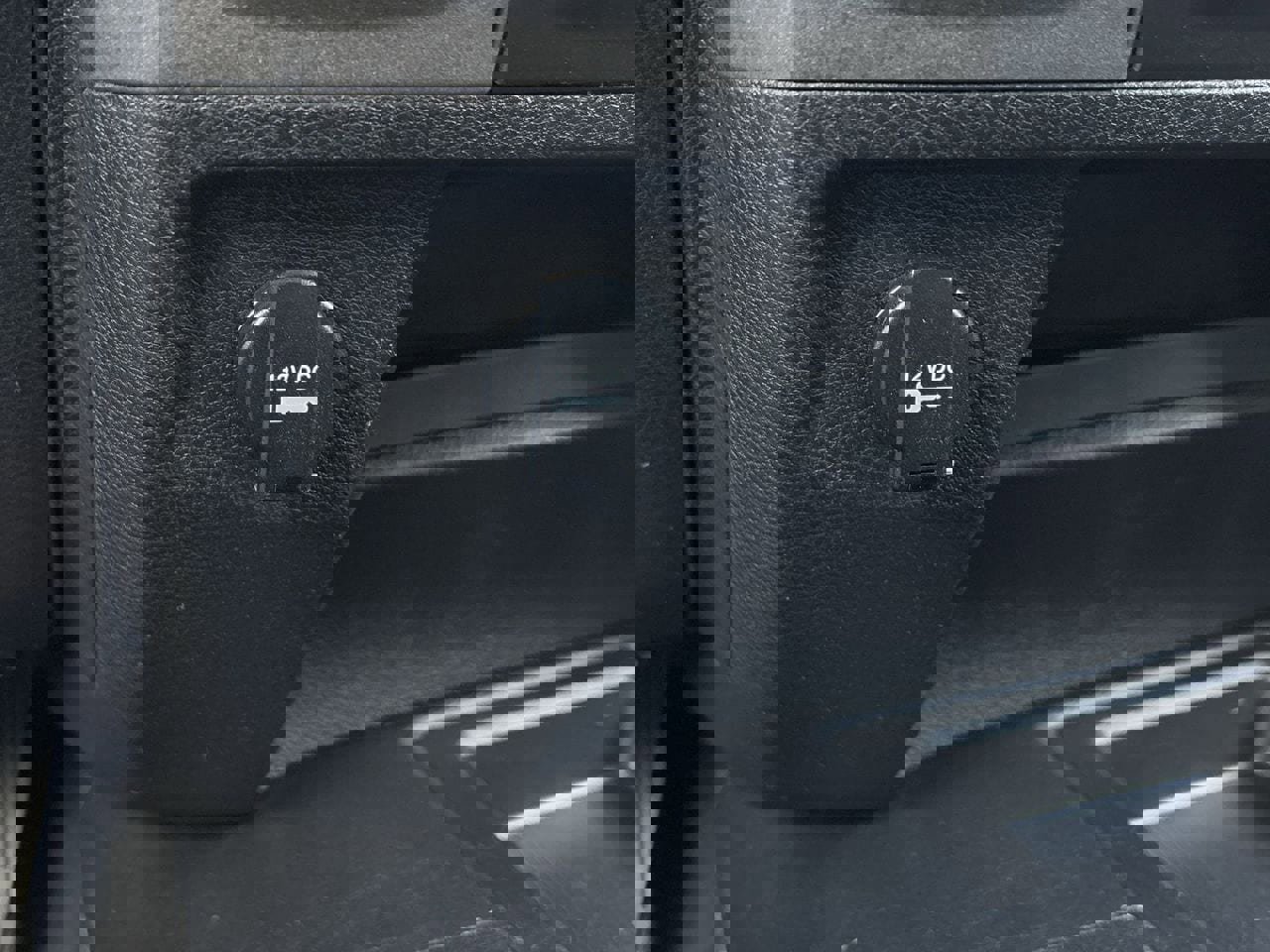 Used 2013 RAM 3500 Tradesman w/ Popular Equipment Group image 20