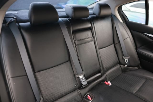 Used 2015 INFINITI Q50 w/ Technology Package image 17
