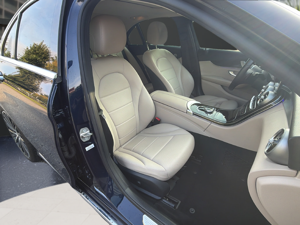 Used 2020 Mercedes-Benz C 300 Sedan image 18