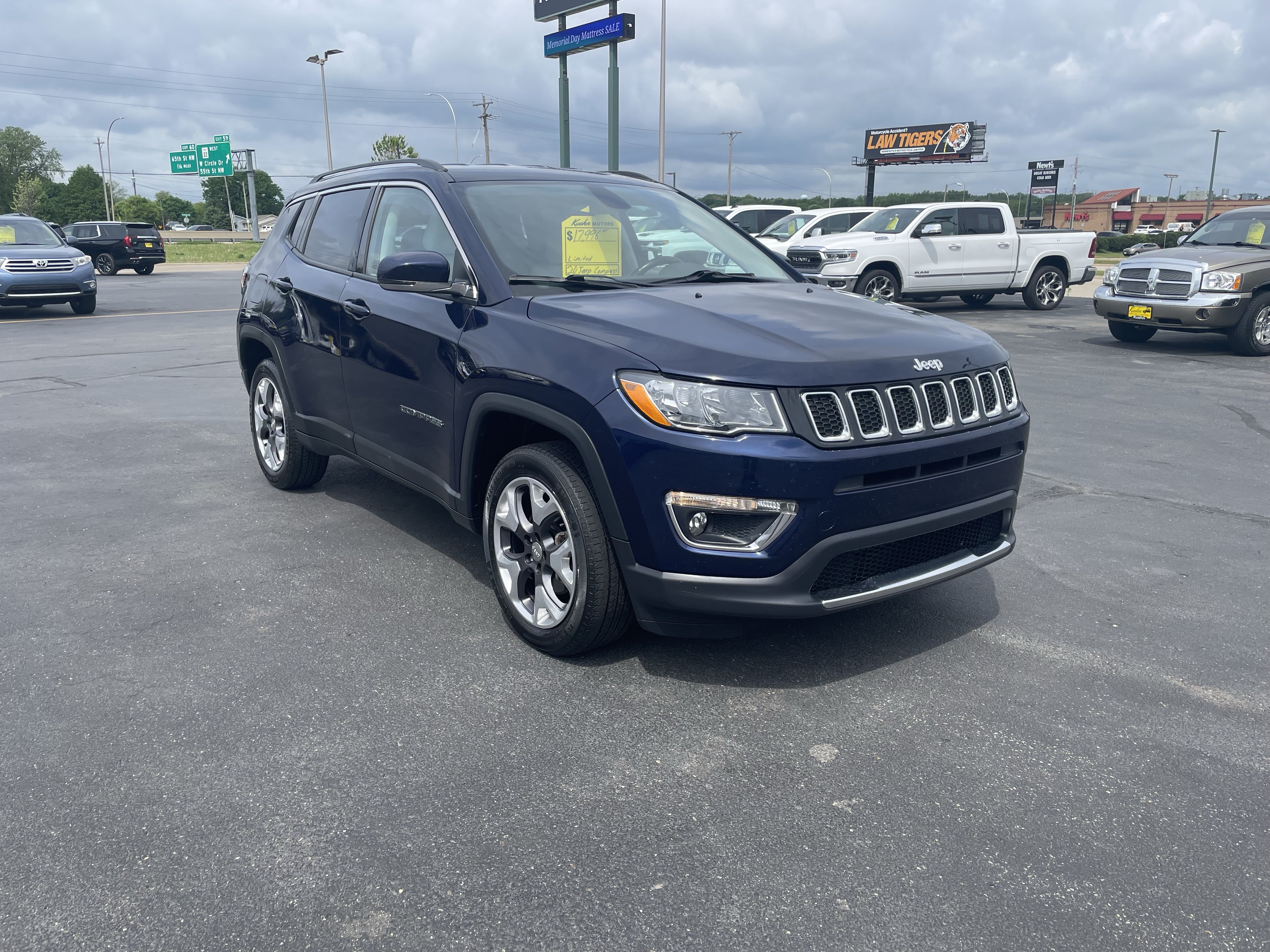 Used 2020 Jeep Compass Limited AWD/4WD image 2