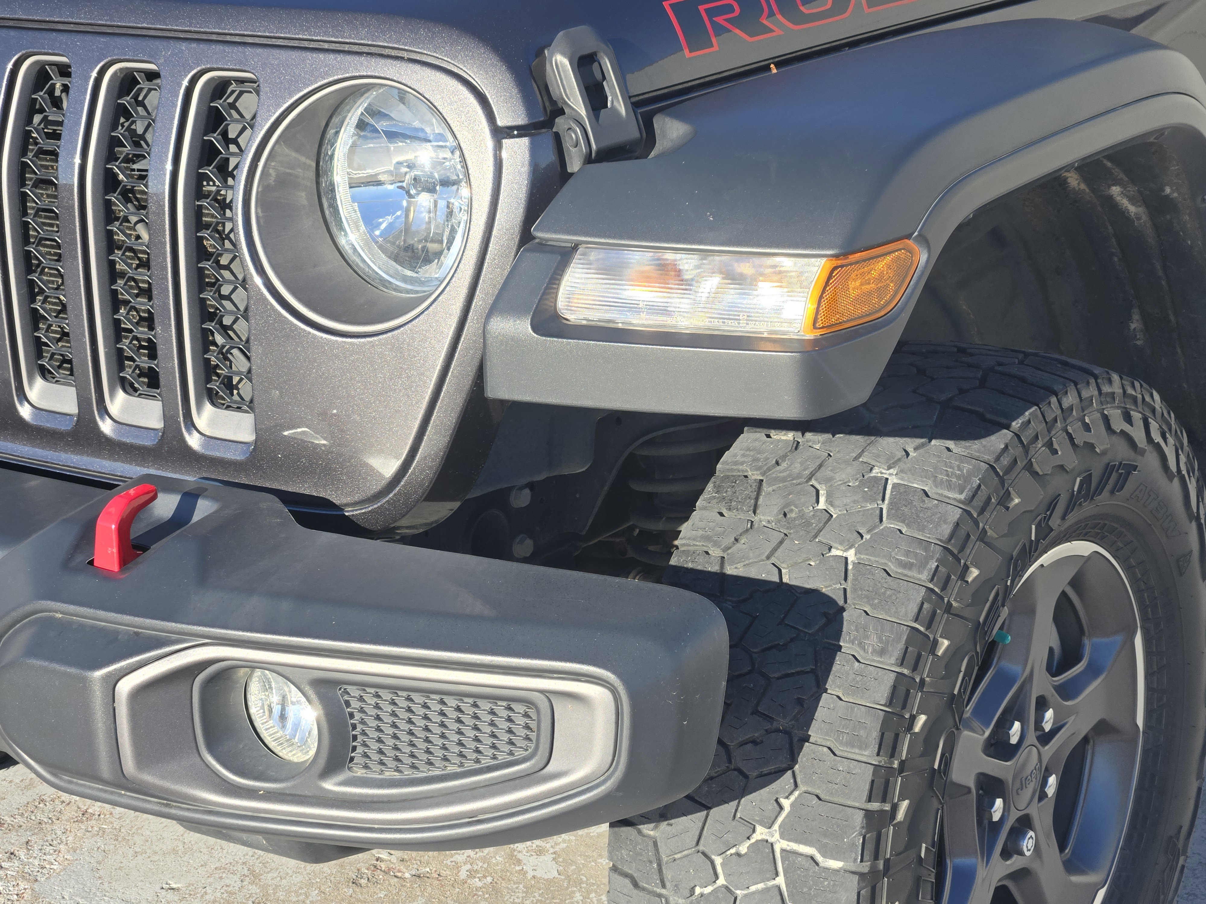 Used 2020 Jeep Gladiator Rubicon w/ Cold Weather Group image 11