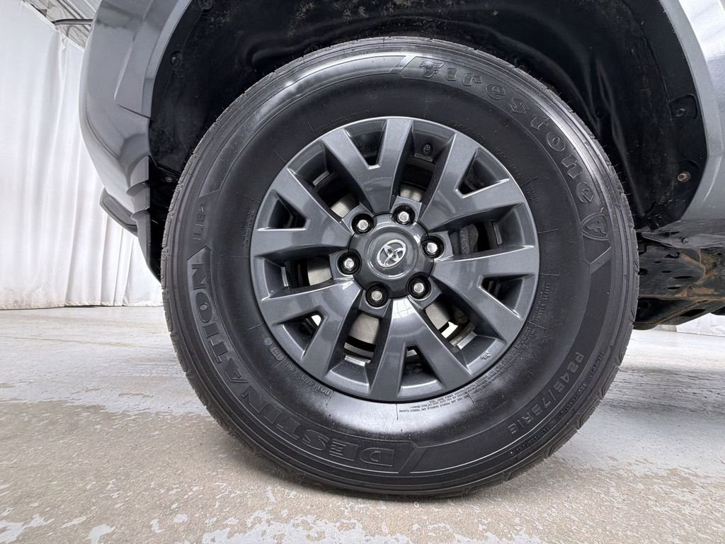 Certified 2023 Toyota Tacoma SR5 w/ Black Out Package (TMS) AWD/4WD image 13