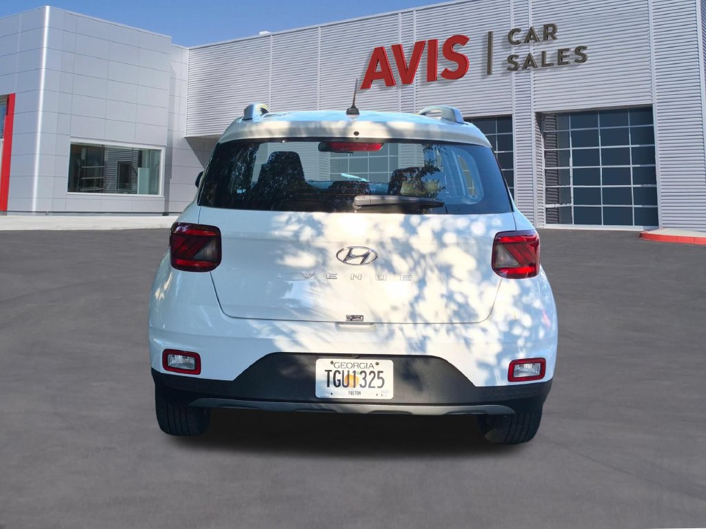 Used 2026 Hyundai Venue SEL FWD image 7