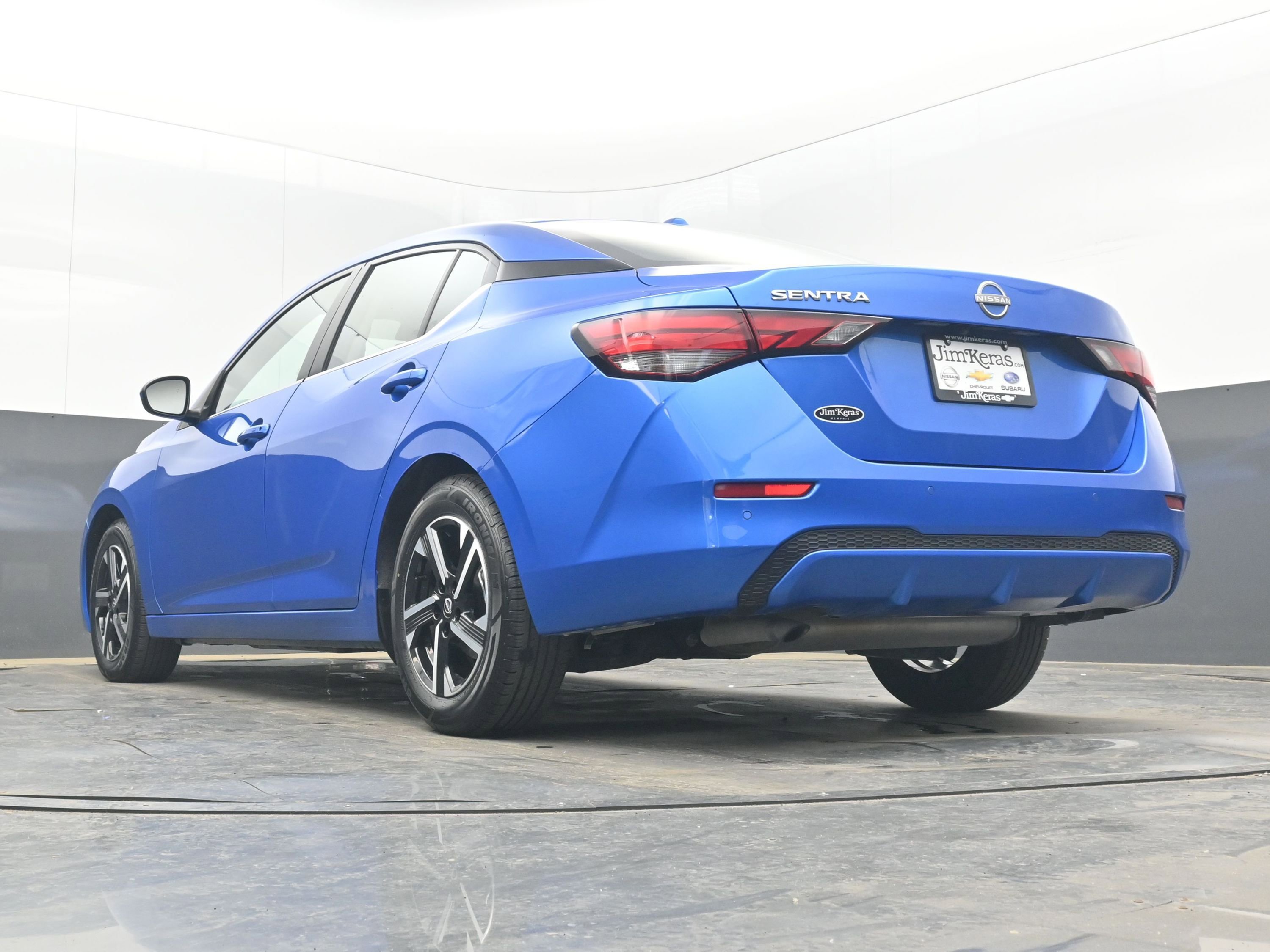 Used 2025 Nissan Sentra SV image 28