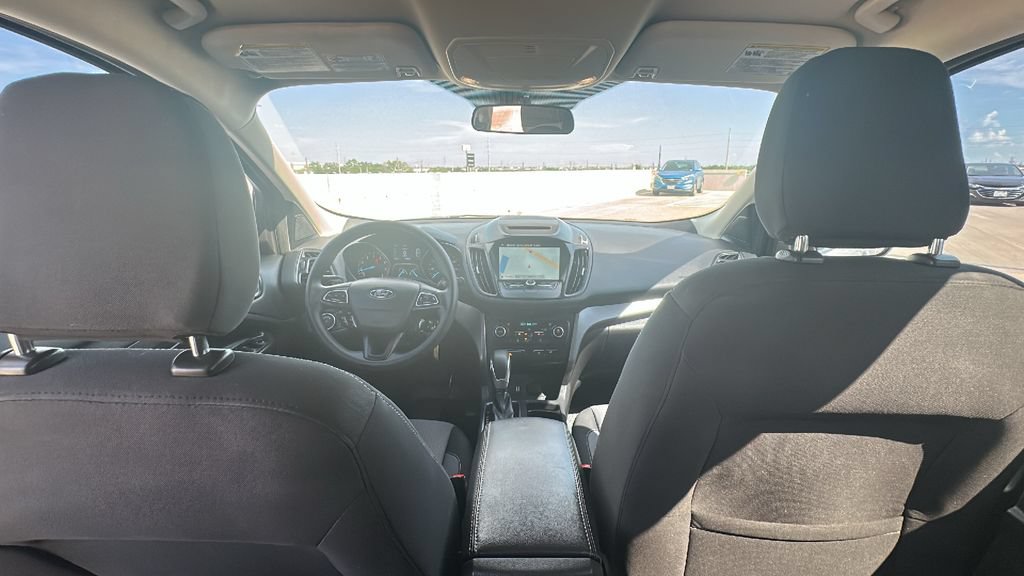 Used 2018 Ford Escape SE w/ SE Sync 3 Package FWD image 27