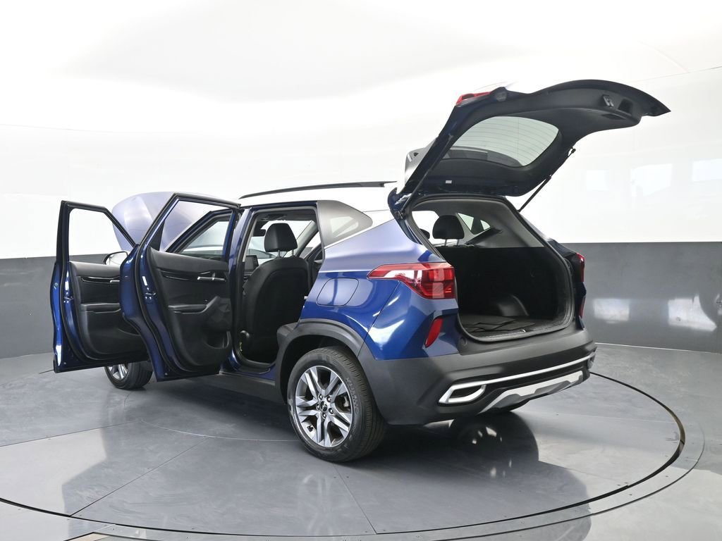 Used 2023 Kia Seltos S image 66